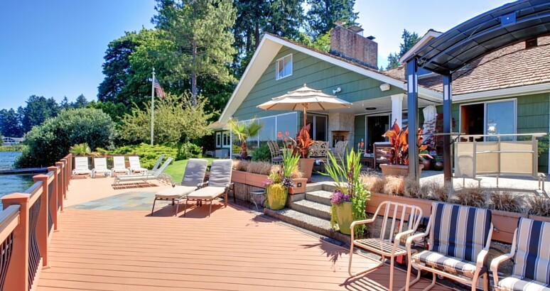 Our Five Favorite Things about Composite Decking